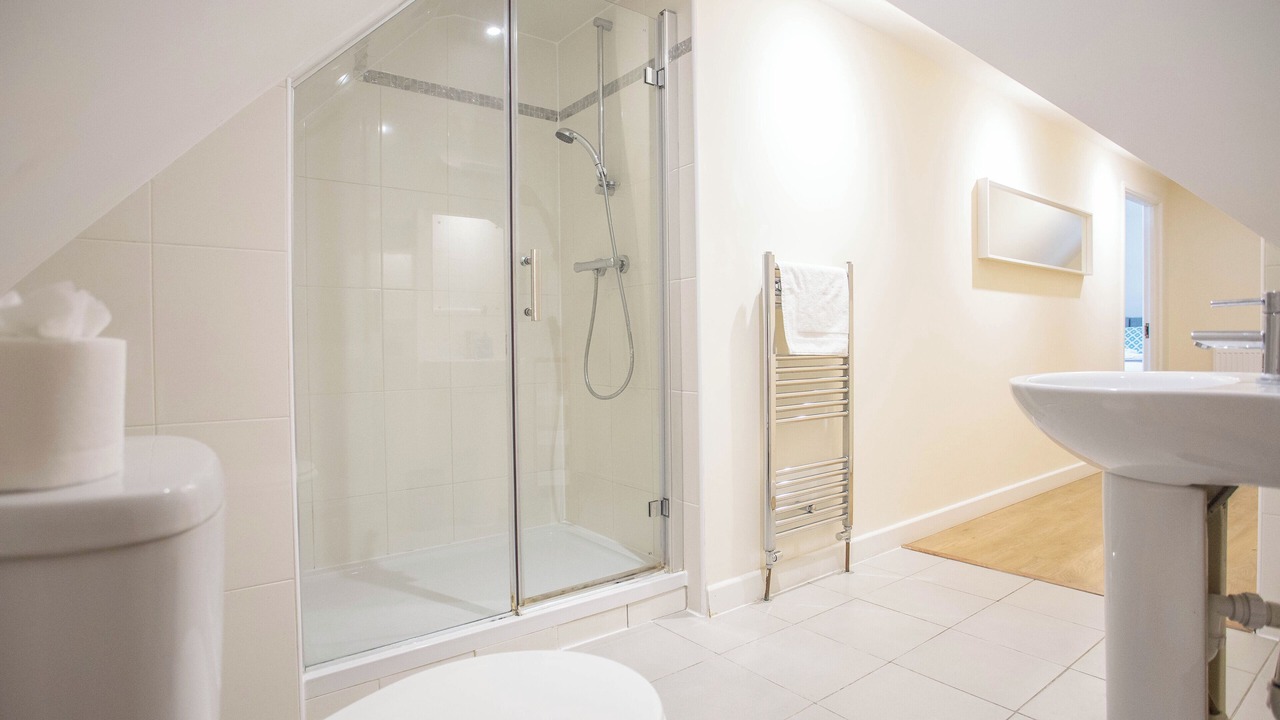 Photo of Bathroom in Kidlington