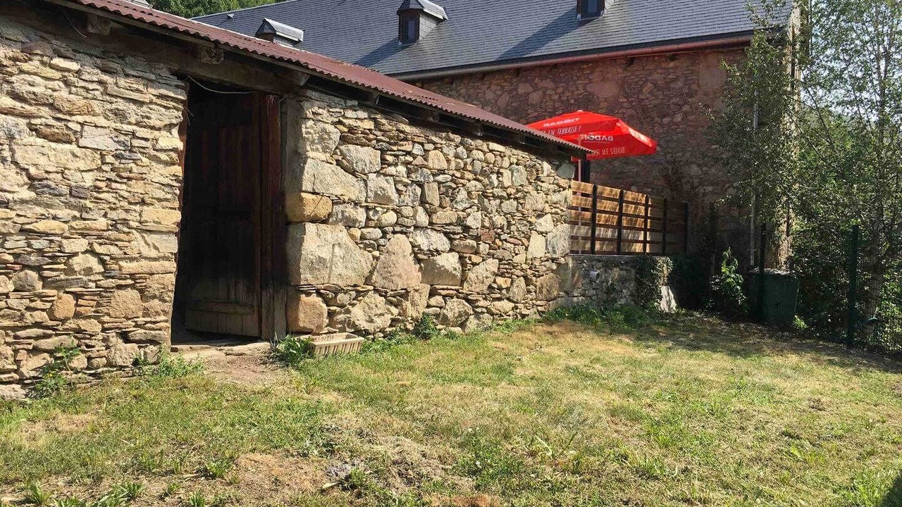 Photo of Outdoor in Garin