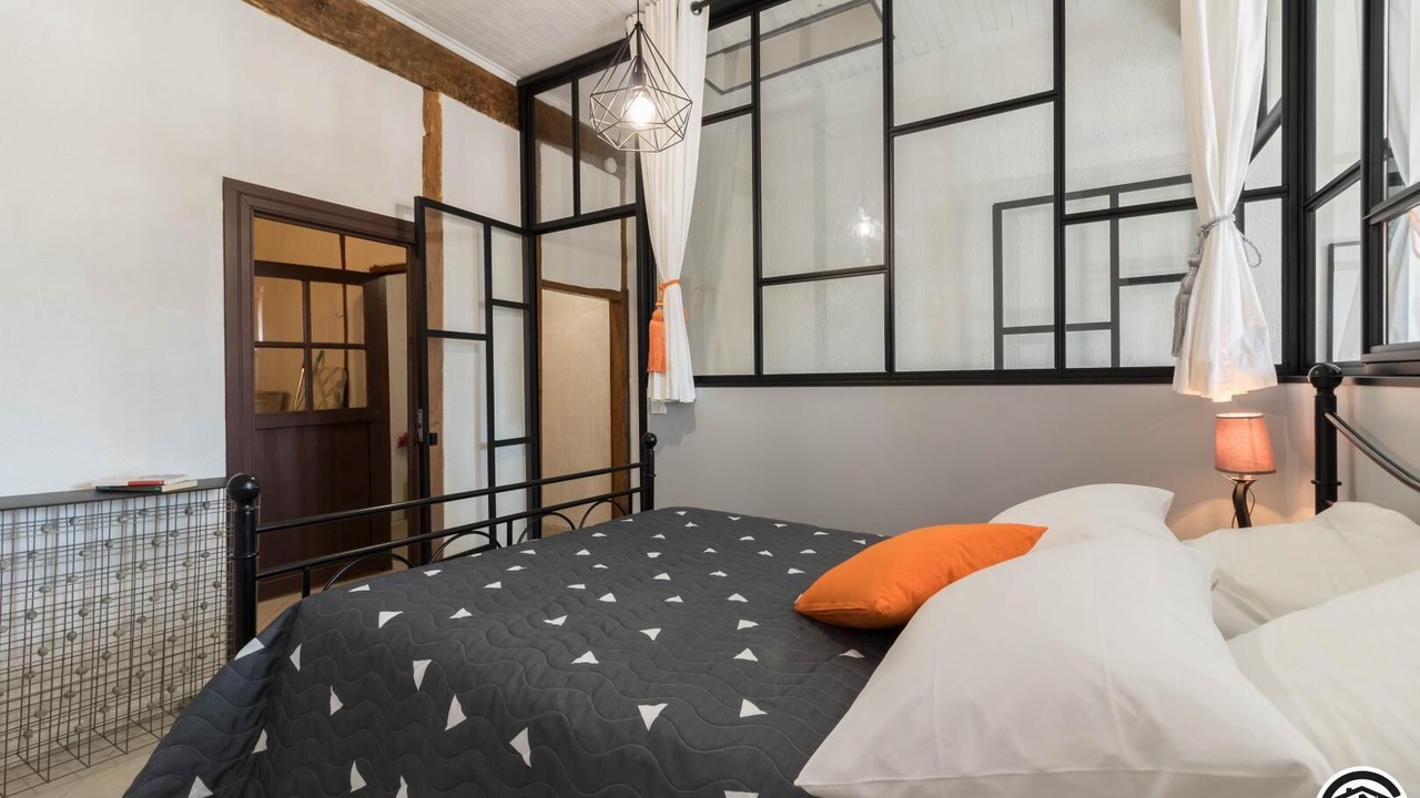 Photo of Bedroom in Saint-Felix-Lauragais