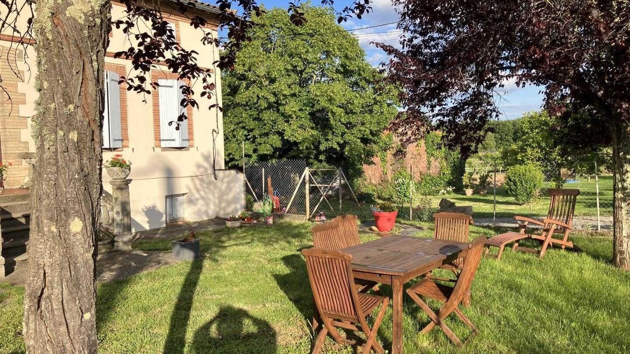 Photo of Outdoor in Villaudric