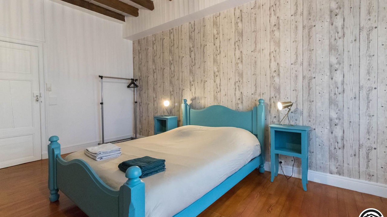Photo of Bedroom in Villaudric