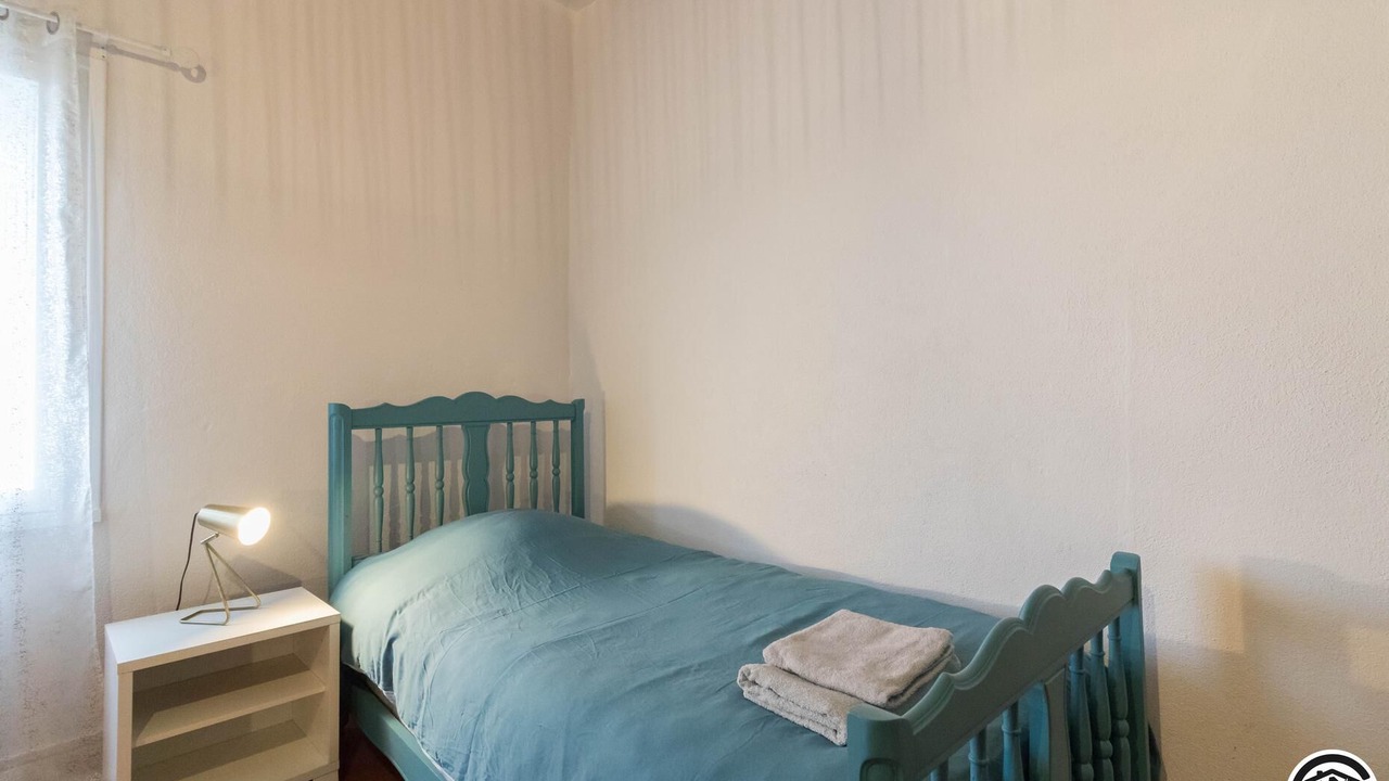 Photo of Bedroom in Villaudric