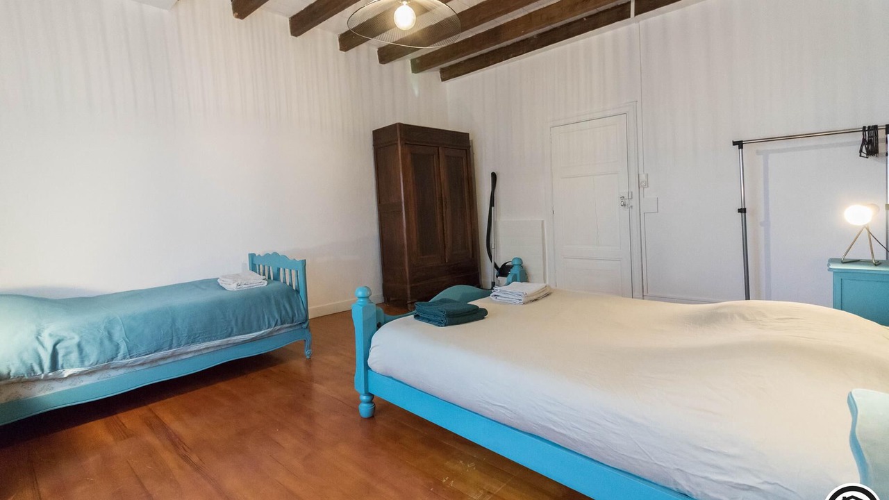 Photo of Bedroom in Villaudric
