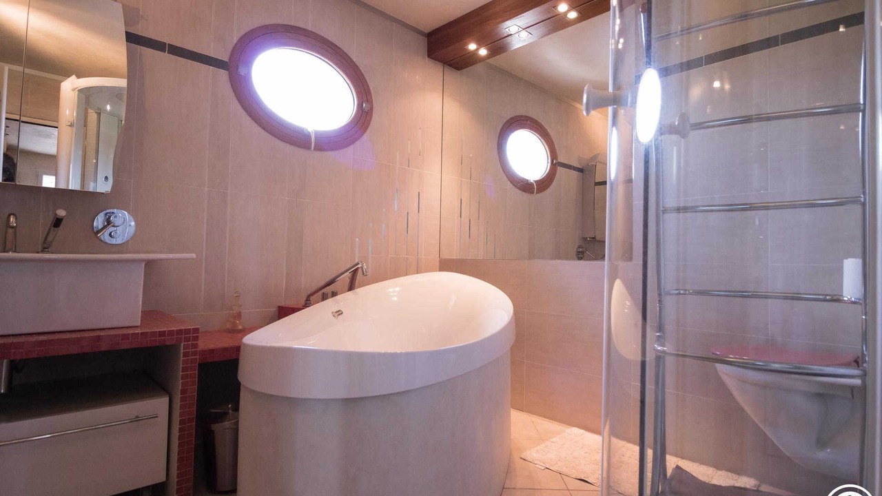 Photo of Bathroom in L'Union