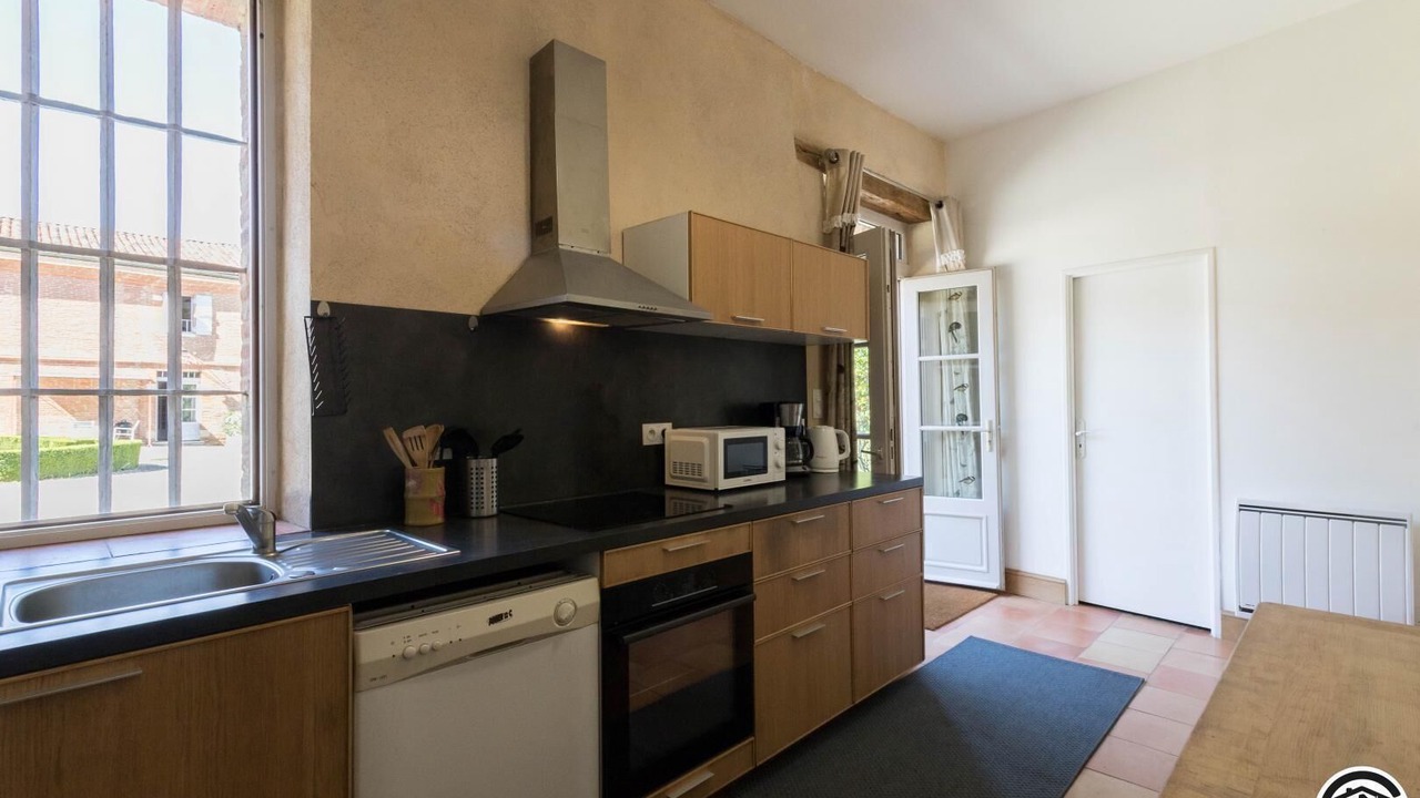 Photo of Kitchen in Dremil-Lafage