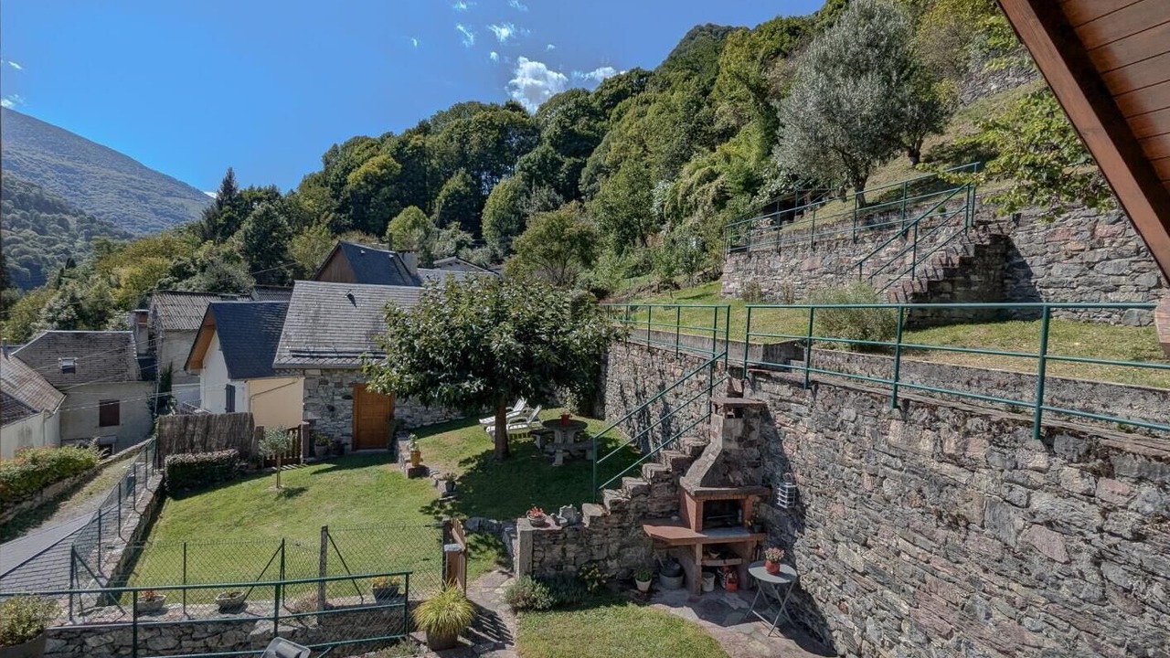 Photo of Patio Balcony in Cierp-Gaud