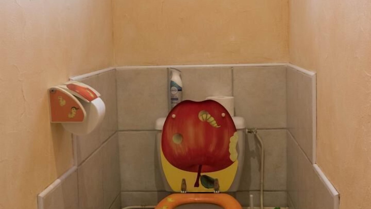 Photo of Bathroom in Ganties