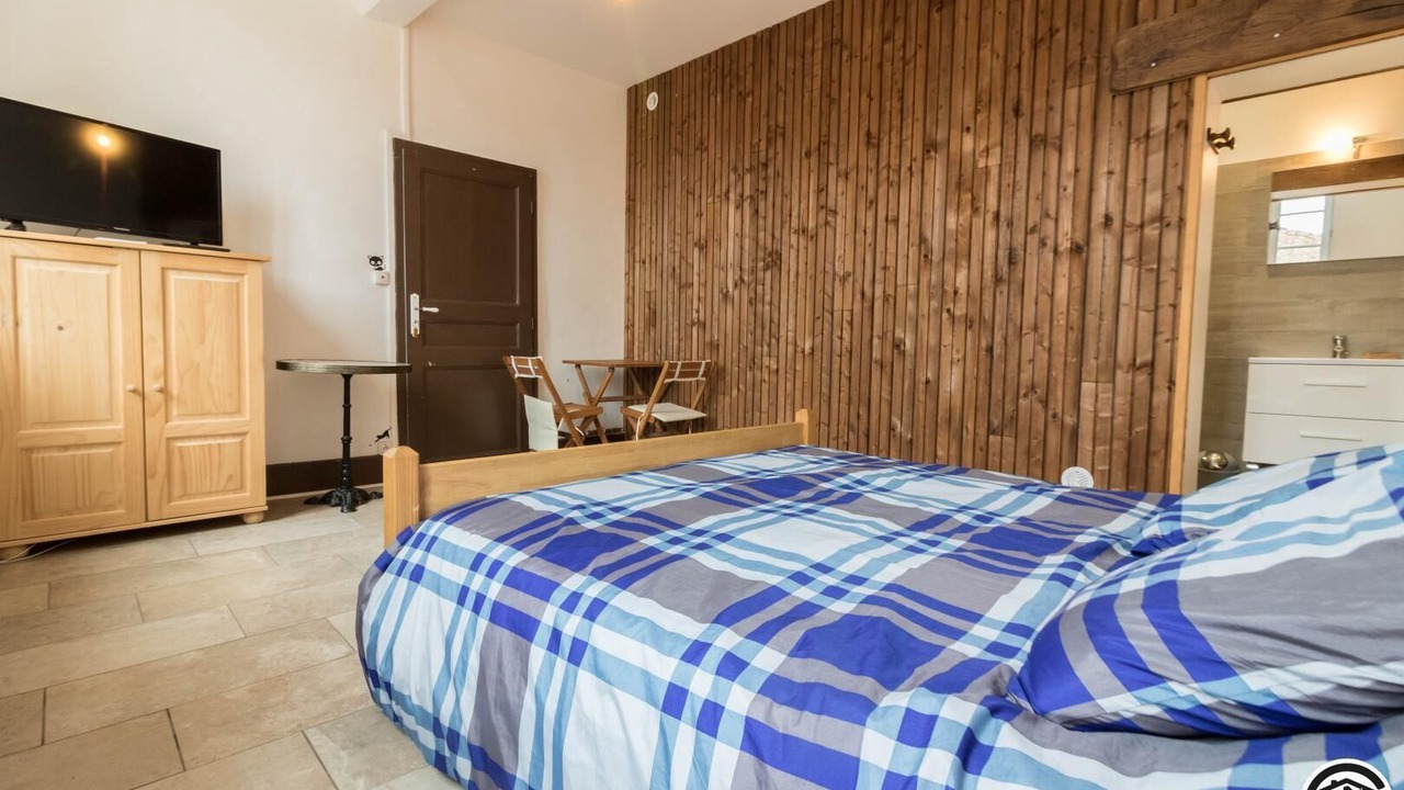 Photo of Bedroom in Saint-Sulpice-sur-Leze