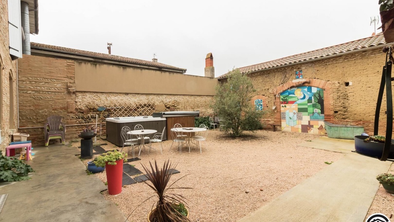 Photo of Outdoor in Saint-Sulpice-sur-Leze