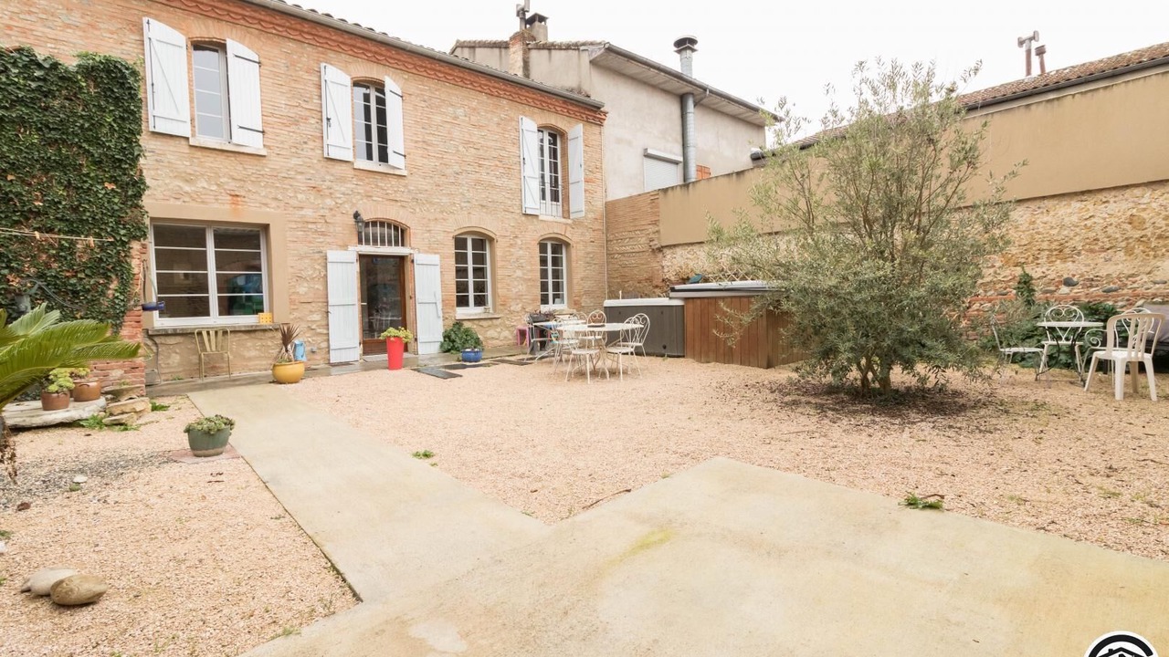 Photo of Outdoor in Saint-Sulpice-sur-Leze