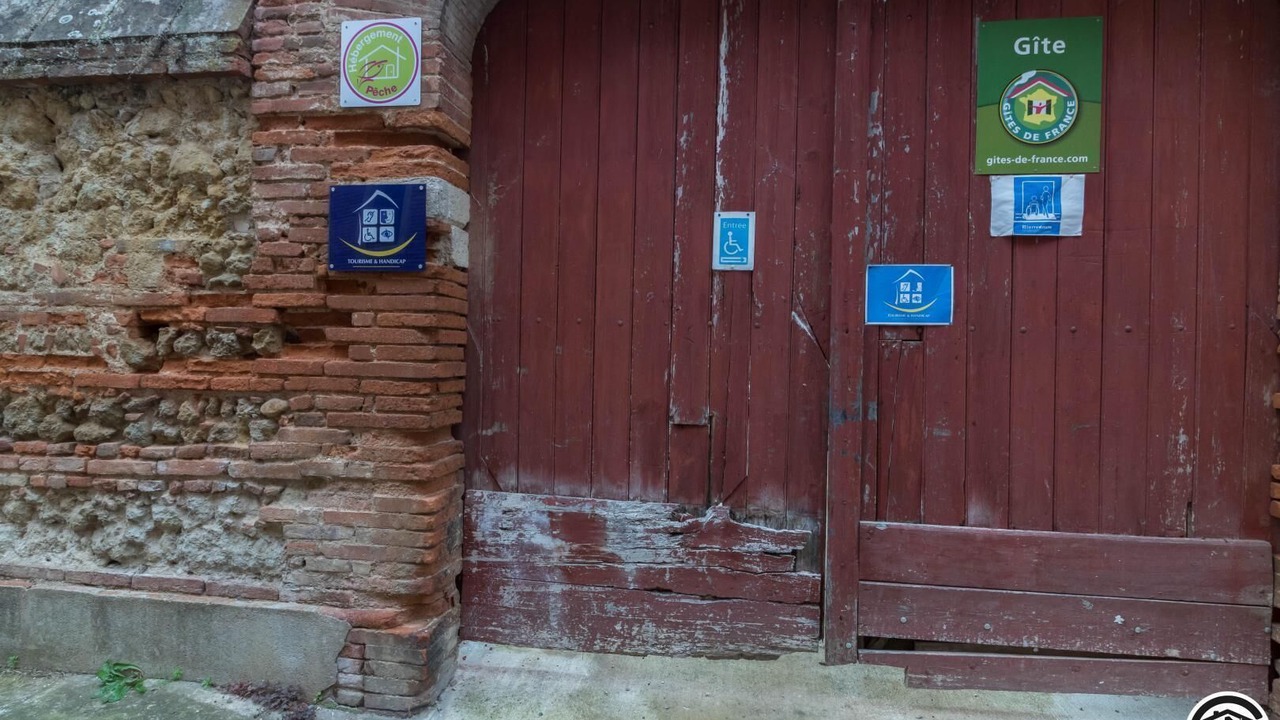 Photo of Outdoor in Saint-Sulpice-sur-Leze