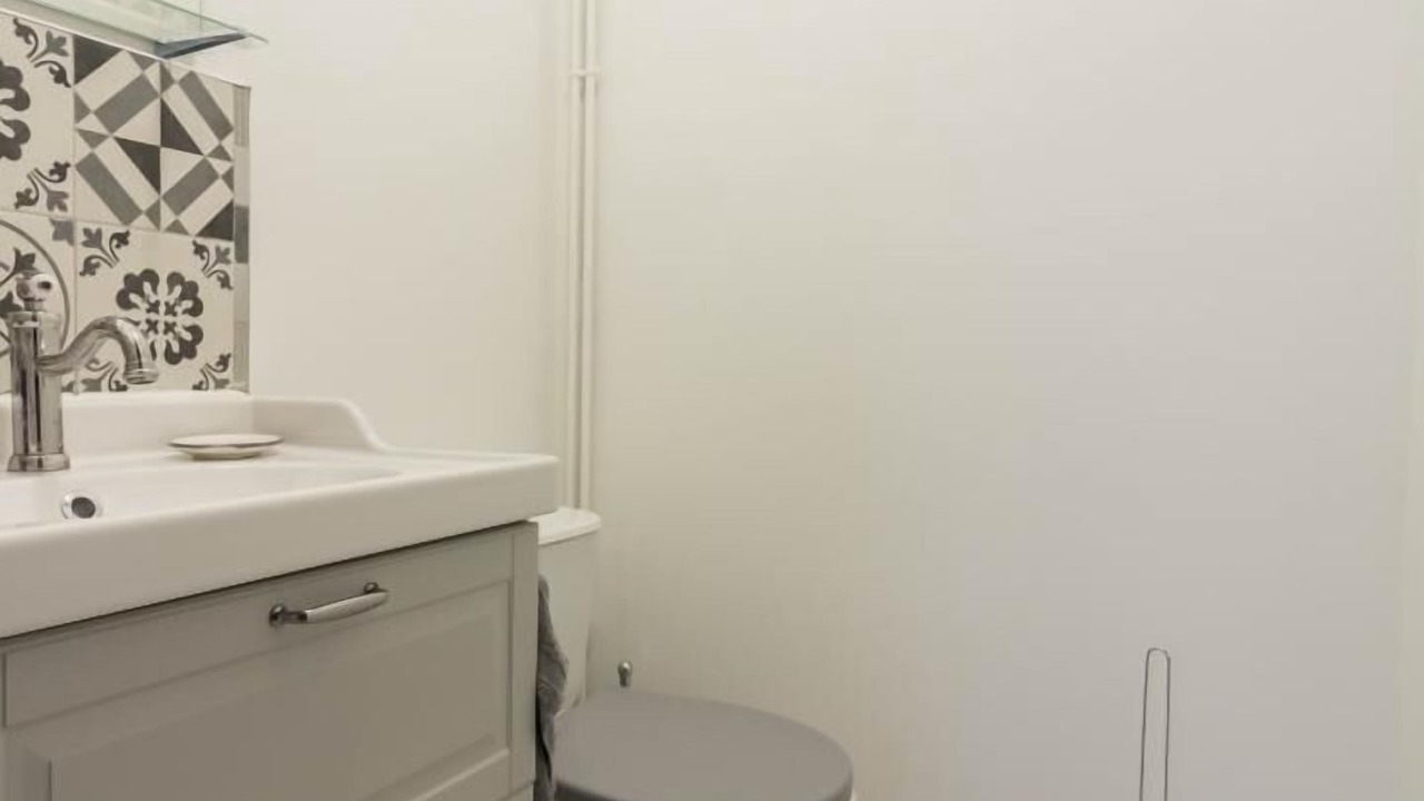 Photo of Bathroom in Revel