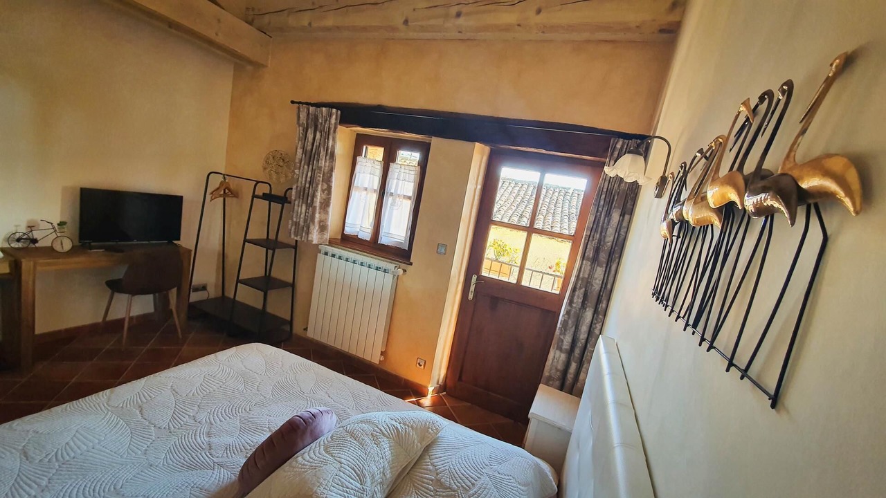 Photo of Bedroom in Sepx