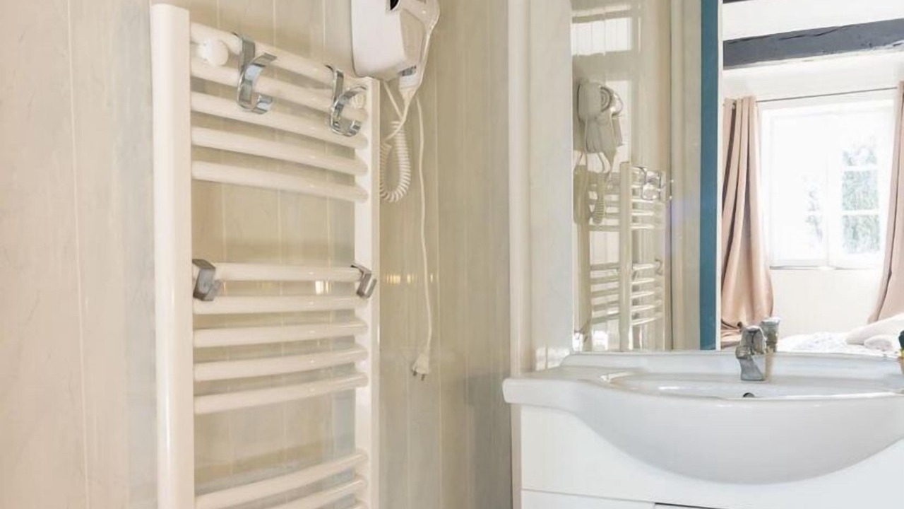 Photo of Bathroom in Mauvaisin