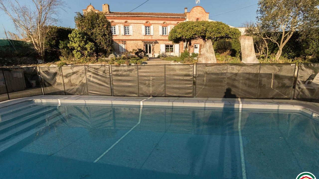 Photo of Outdoor in Mauvaisin