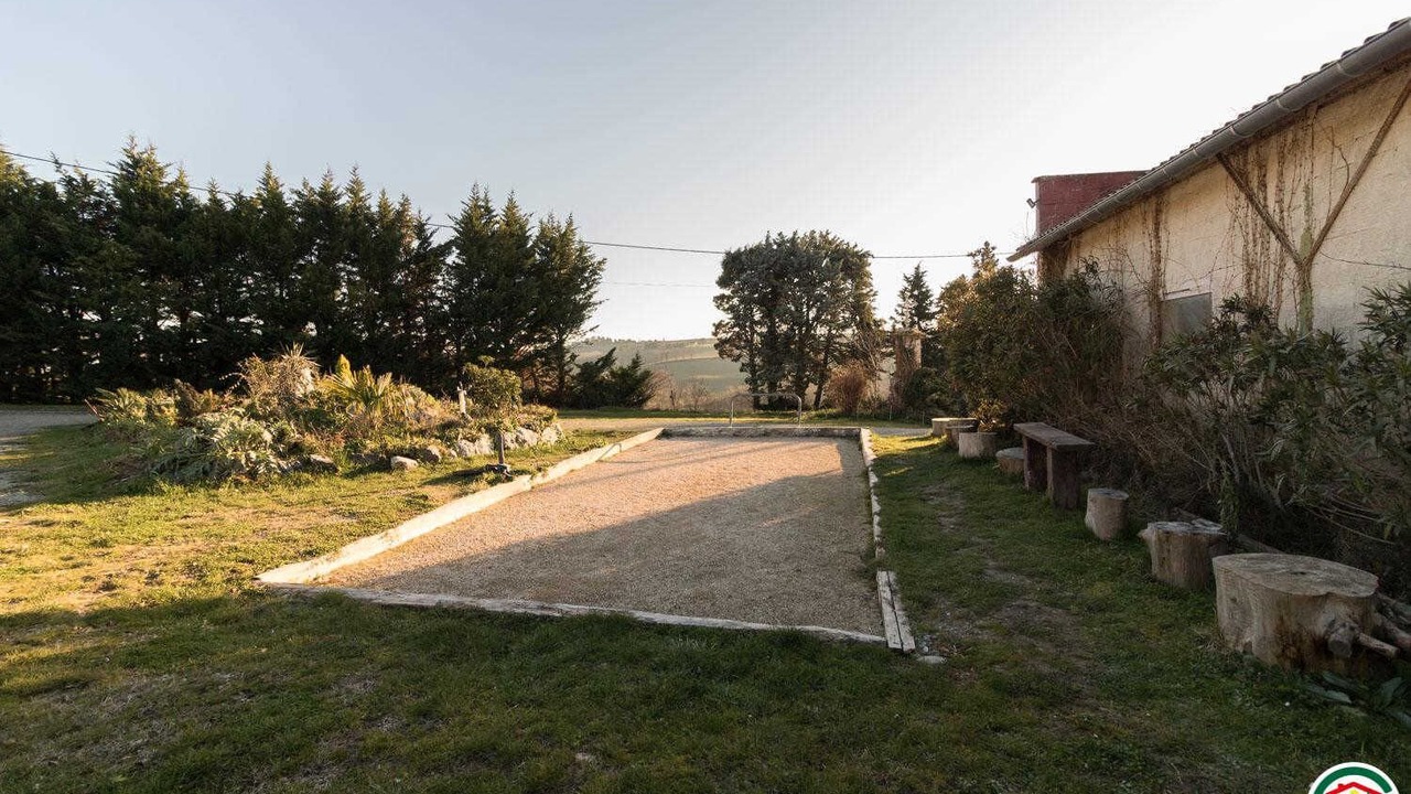 Photo of Outdoor in Mauvaisin