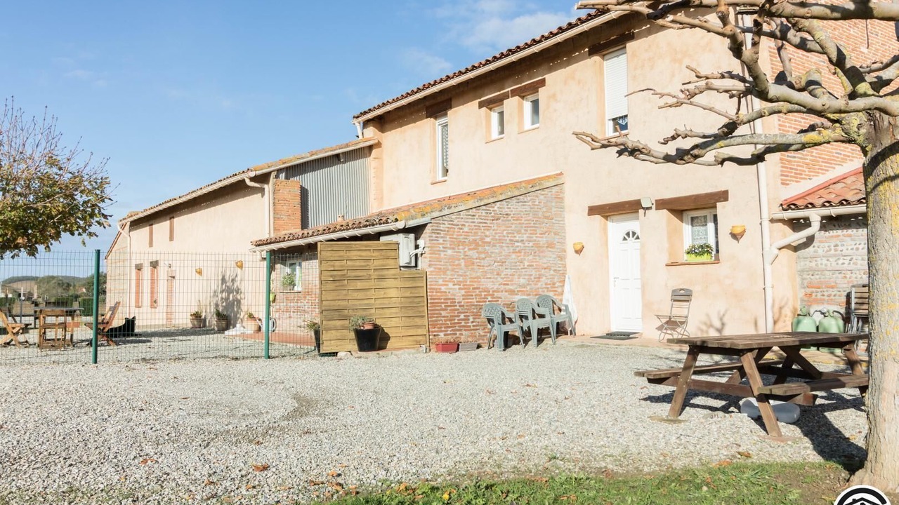 Photo of Outdoor in Beaumont-sur-Leze