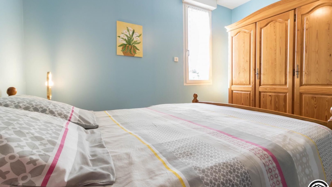 Photo of Bedroom in Beaumont-sur-Leze