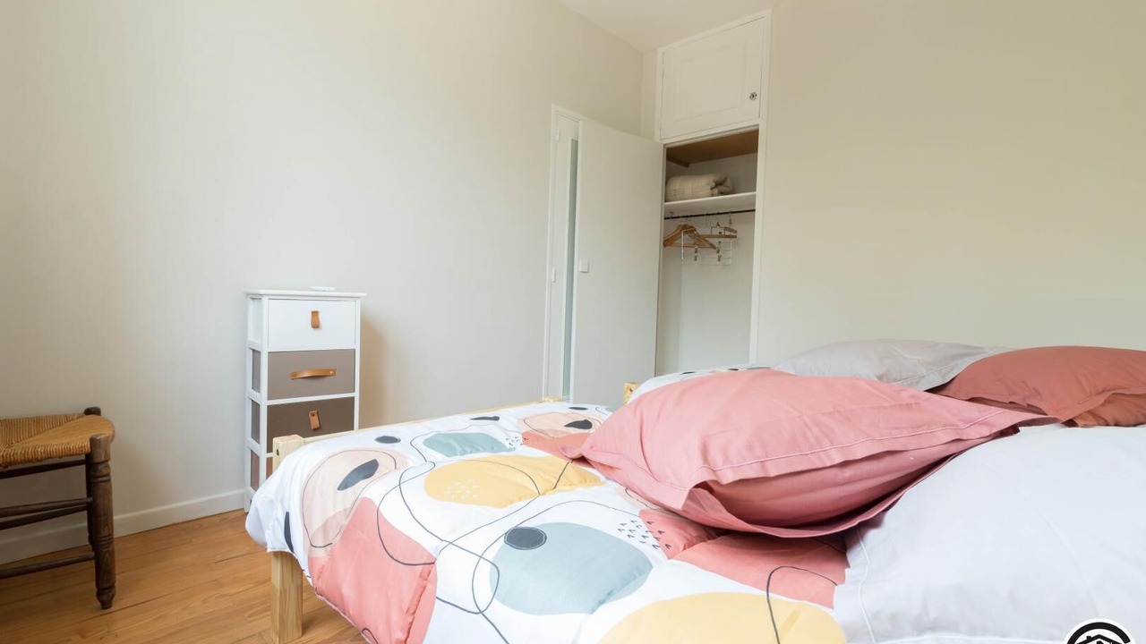 Photo of Bedroom in Merville
