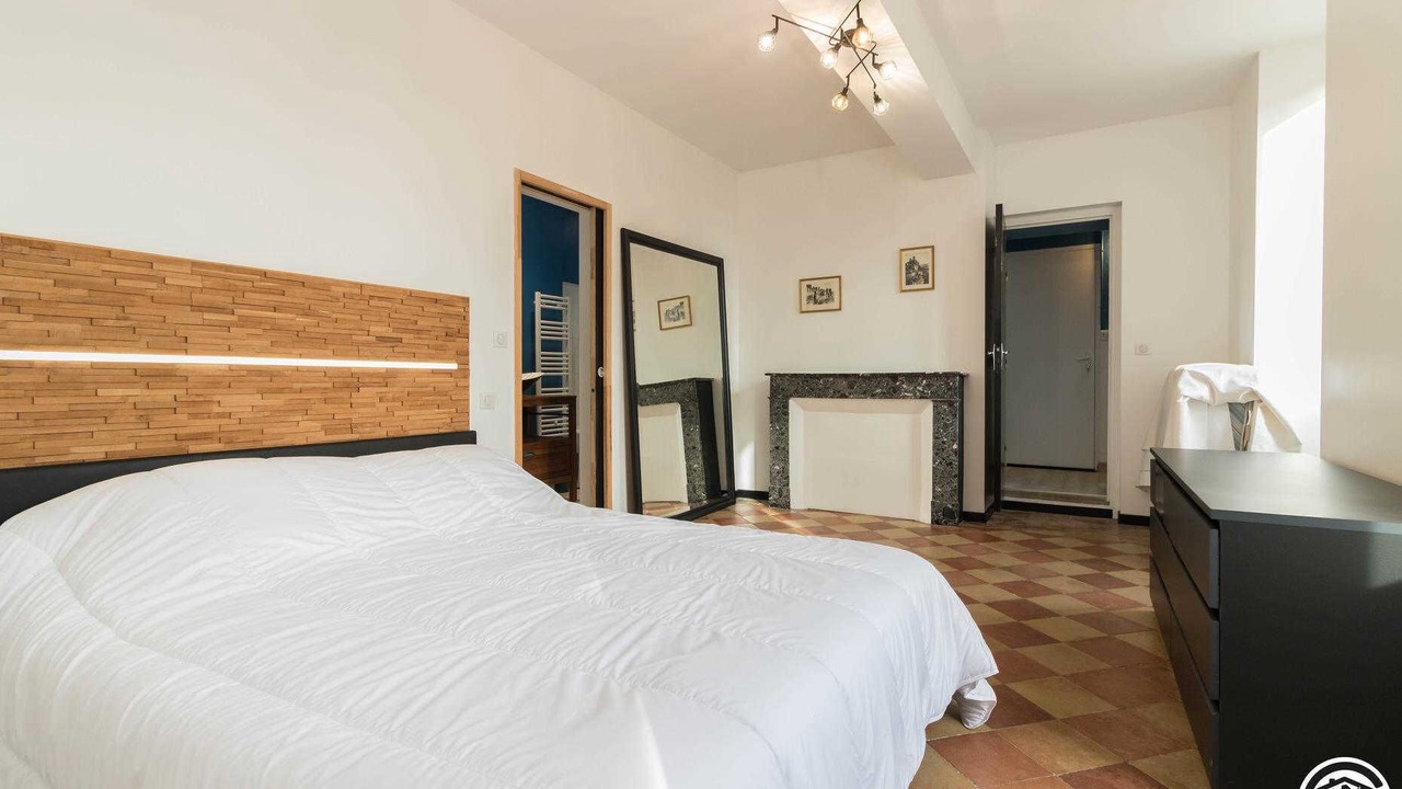 Photo of Bedroom in Calmont