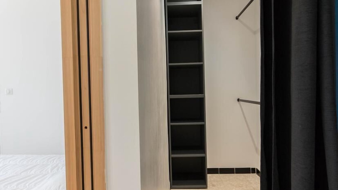 Photo of Bedroom in Calmont