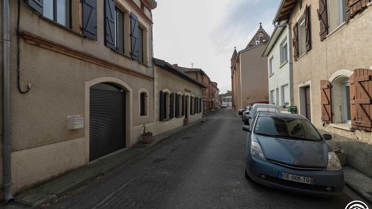 Photo of Others in Calmont