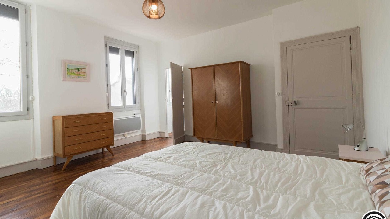 Photo of Bedroom in Calmont