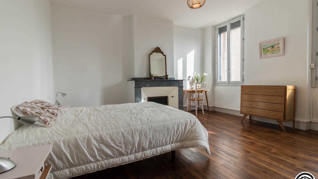 Photo of Bedroom in Calmont