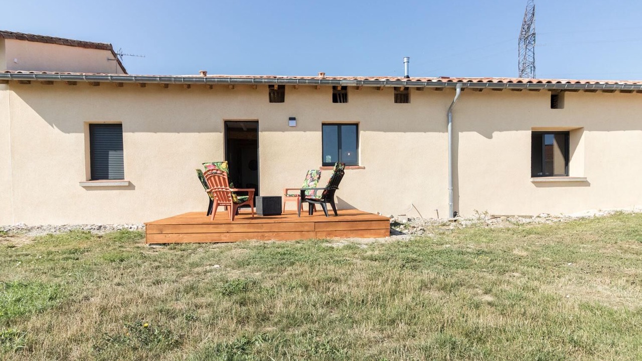 Photo of Patio Balcony in Caraman