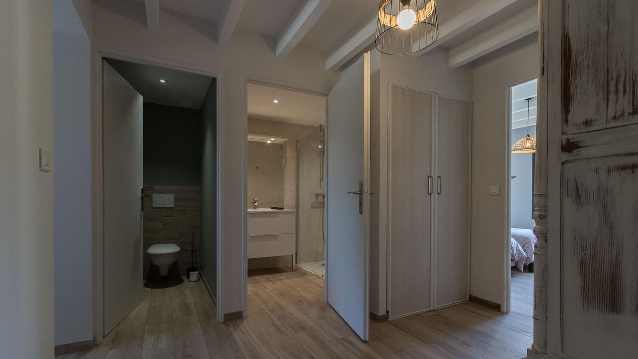 Photo of Bathroom in Caraman