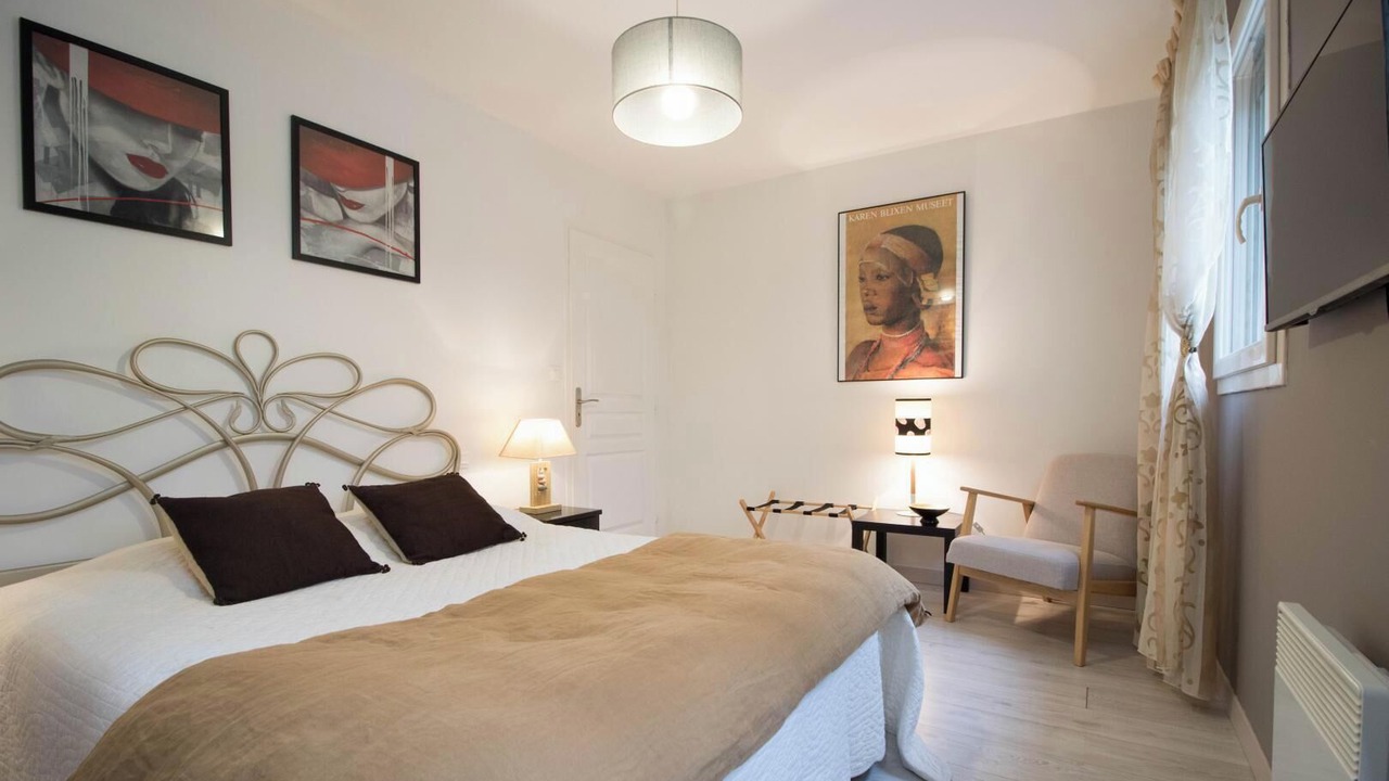 Photo of Bedroom in Pin-Balma