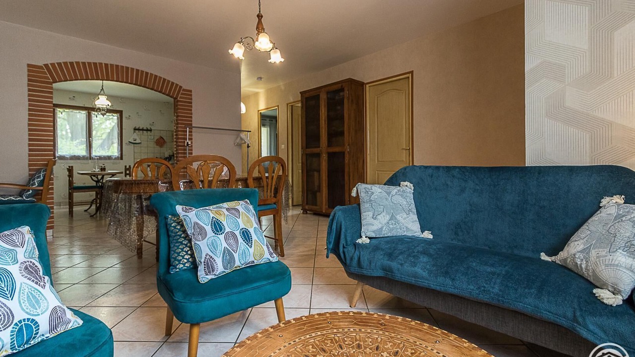 Photo of Livingroom in Miremont