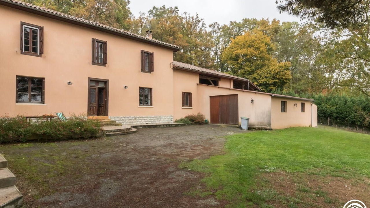 Photo of Outdoor in Saint-Ignan