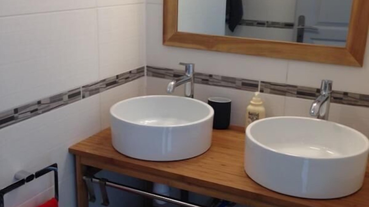 Photo of Bathroom in Merville