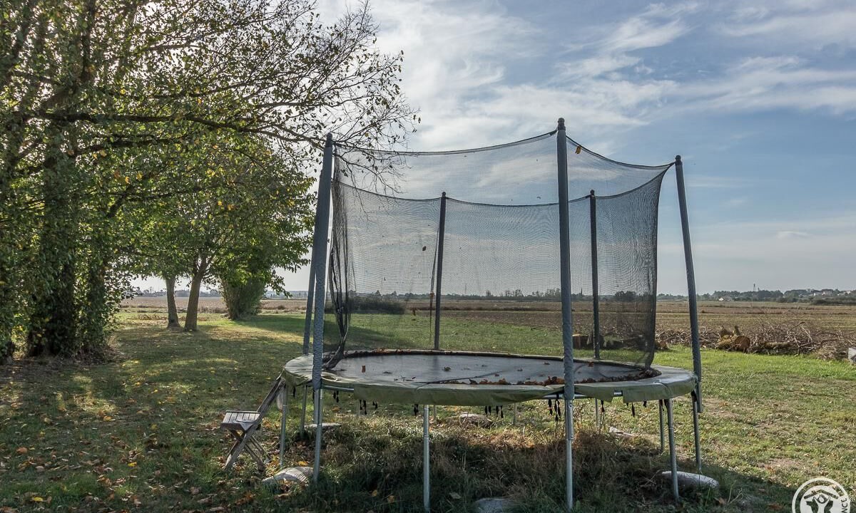 Photo of Outdoor in Merville