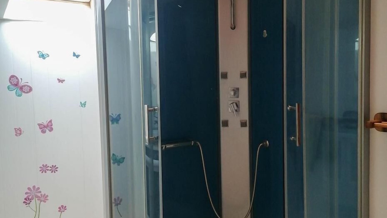 Photo of Bathroom in Villeneuve-Lecussan