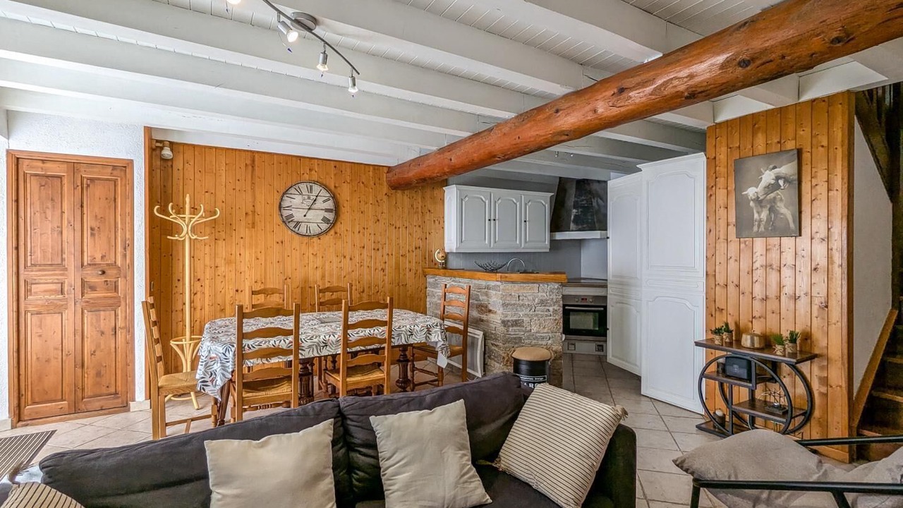 Photo of Livingroom in Jurvielle