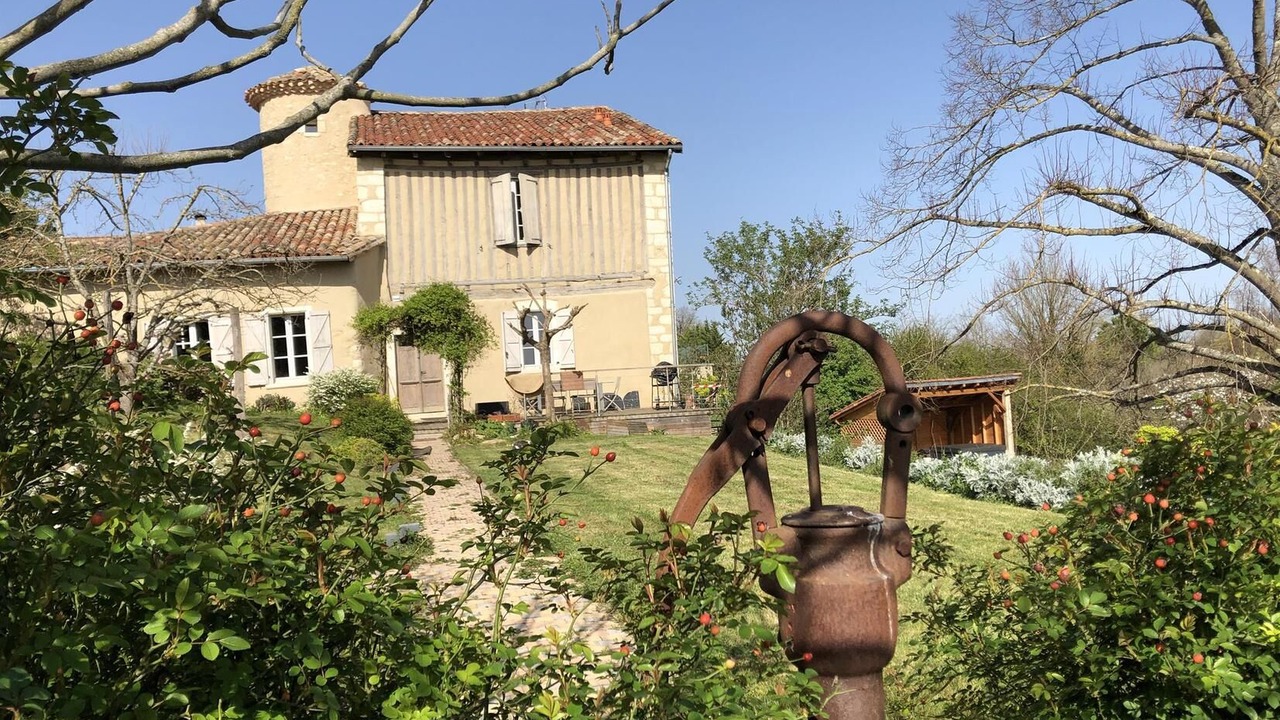 Photo of Outdoor in Alan