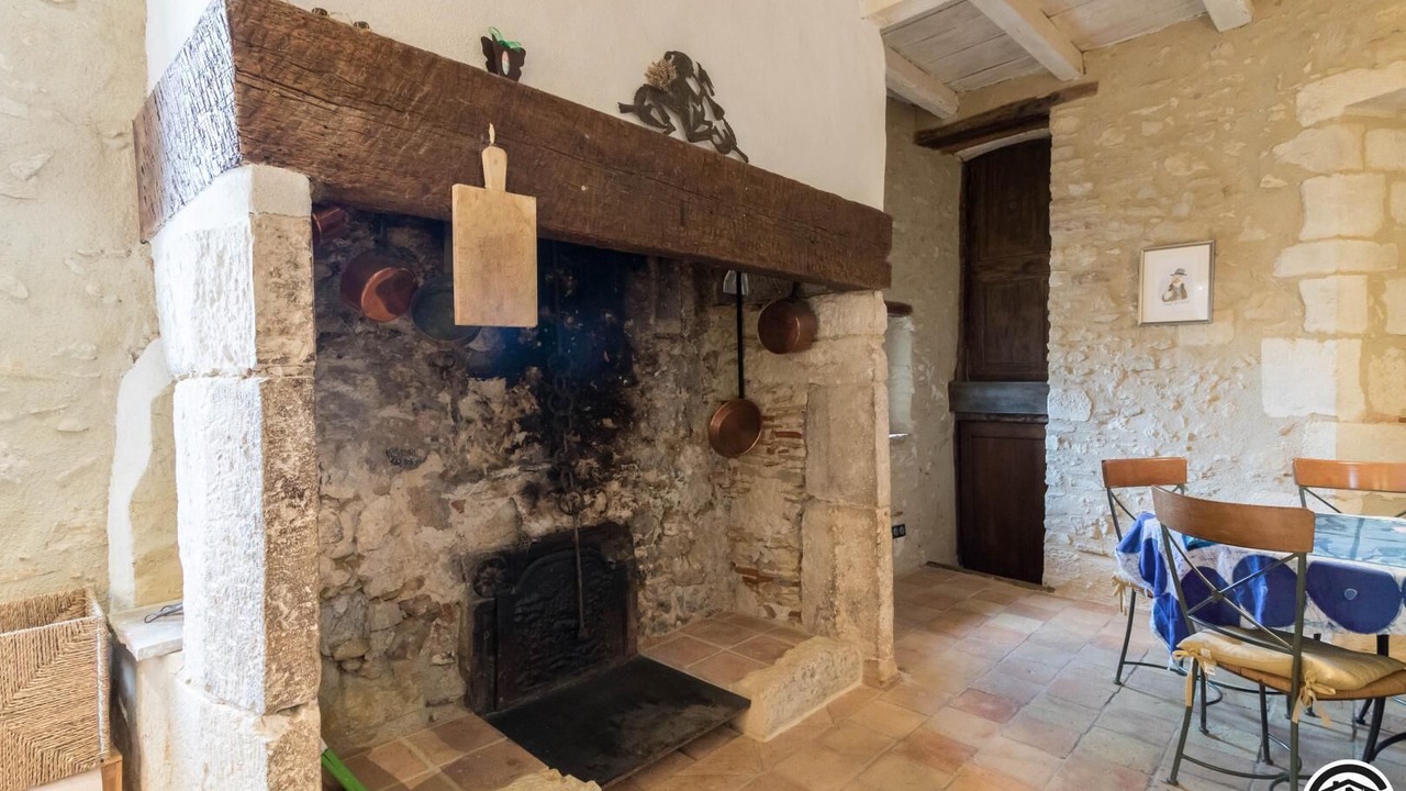 Photo of Others in Alan