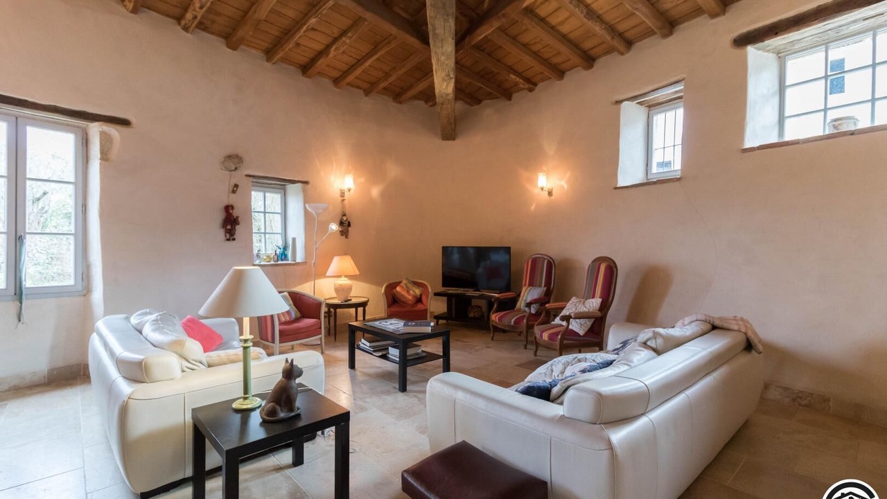 Photo of Livingroom in Alan