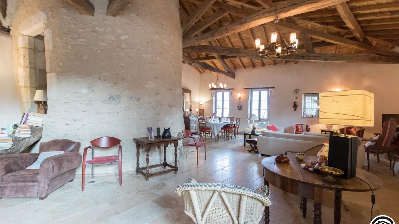 Photo of Livingroom in Alan