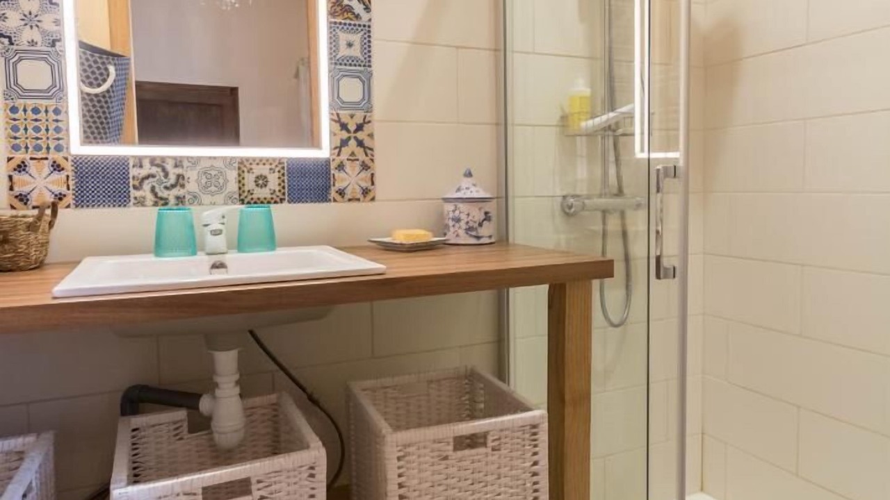 Photo of Bathroom in Alan