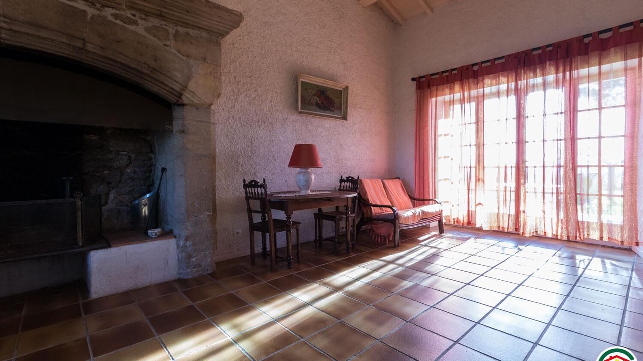 Photo of Others in Cambiac