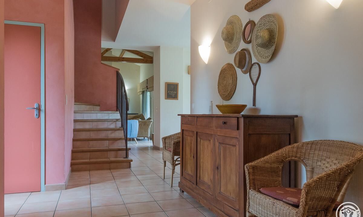 Photo of Others in Estadens