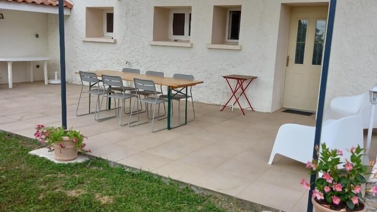 Photo of Outdoor in Riolas