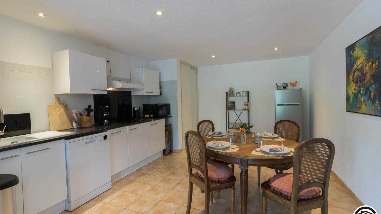 Photo of Kitchen in Saint-Jory