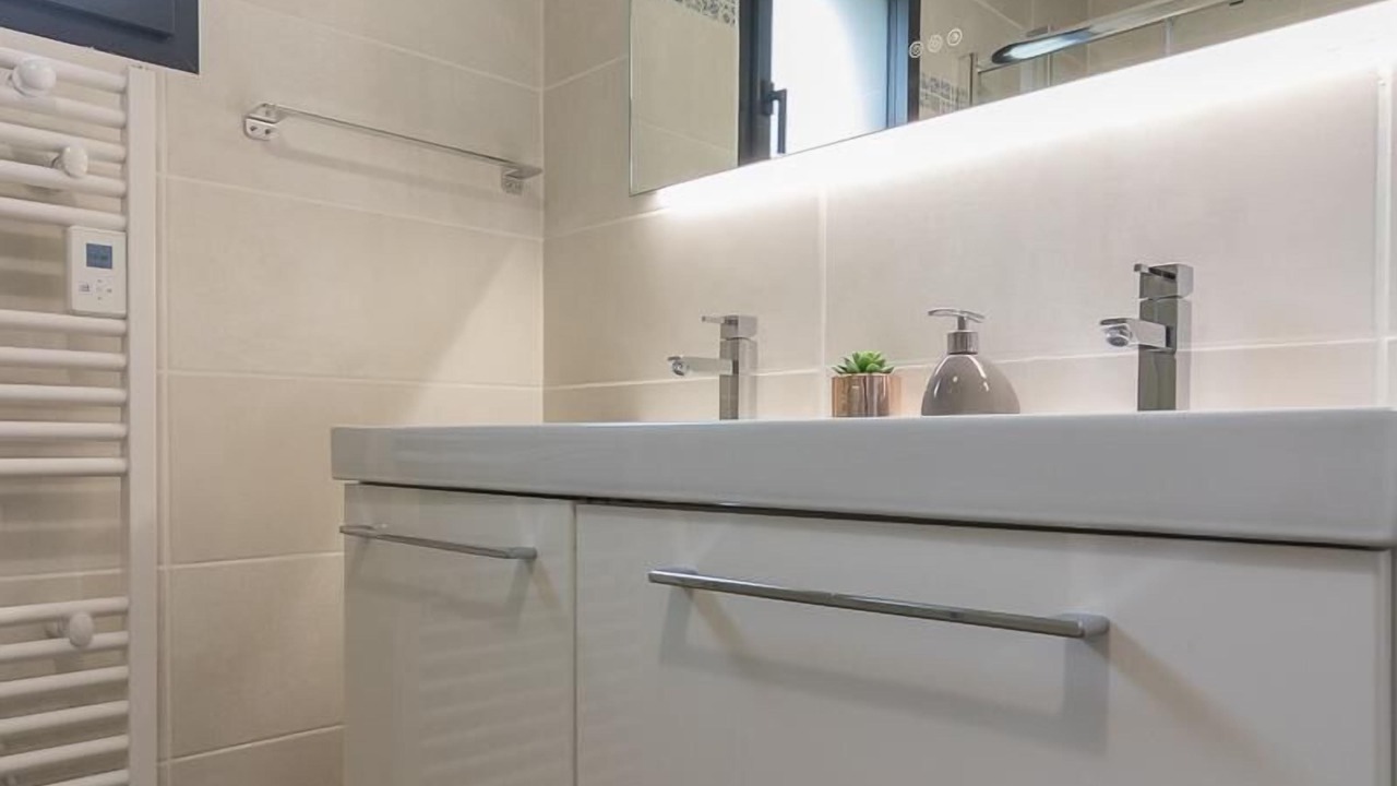 Photo of Bathroom in Saint-Thomas