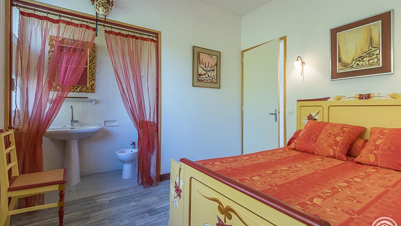 Photo of Bedroom in Revel