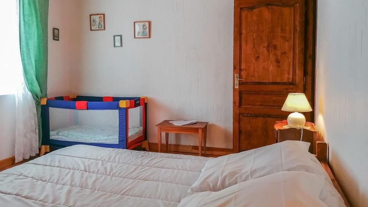 Photo of Bedroom in Cires