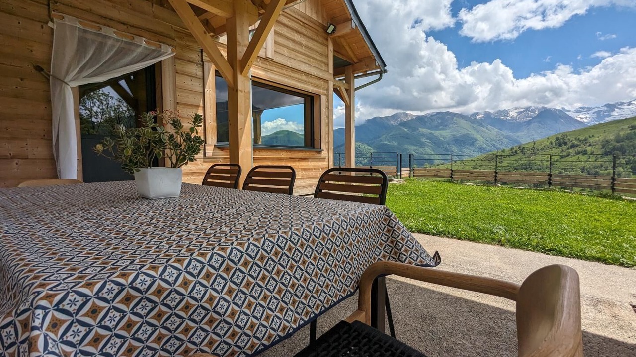 Photo of Outdoor in Poubeau
